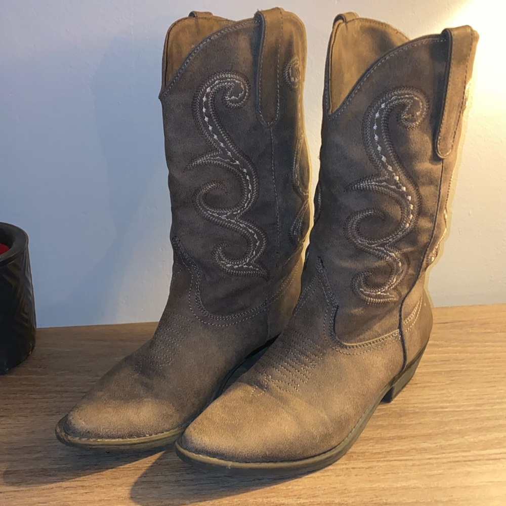 Grey American Rag cowboy boots